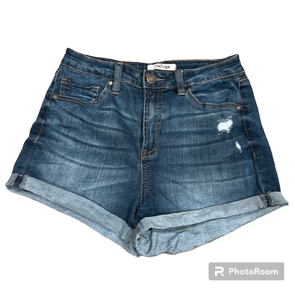 Refuge size 6 Jean shorts- women’s